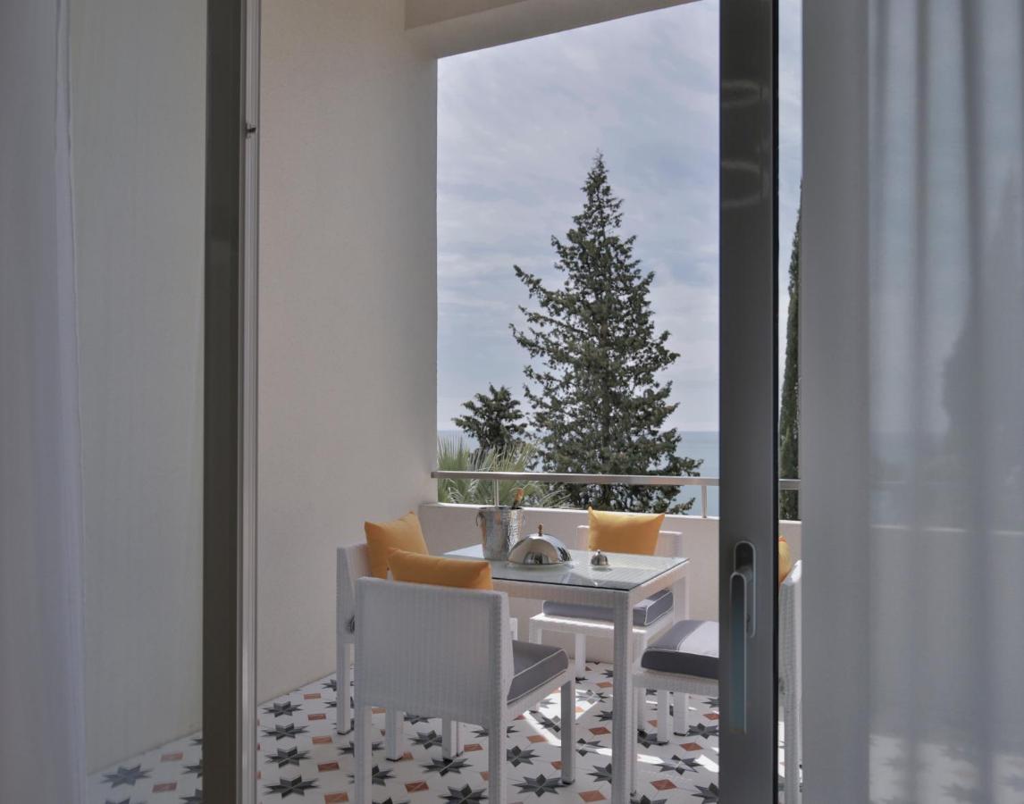 Garden Resort Gagra Esterno foto